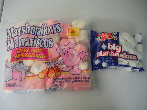 giant marshmallows - Comparing the sizes of regular vs. giant marshmallows