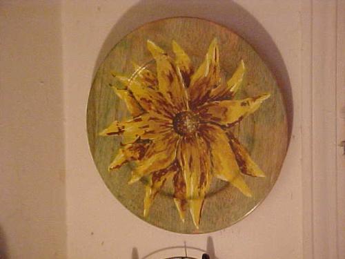 Sunflower - One of my favorite flowers (the Leo flower)..and yes I did paint this. Liz likes it..Doesn't matter whether anyone else does or not..