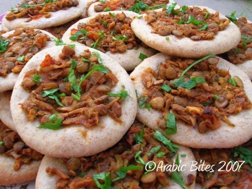 safiha - lentil pizza