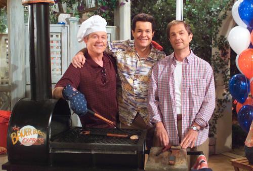Bauer BBQ Express! - Bauer BBQ Burger Express! 'Guiding Light' the way that it USED to be! Ahh, the memories...:(