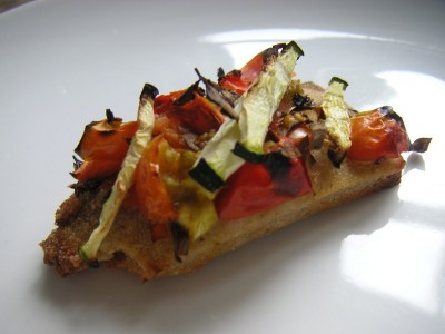 pizza - pizza on a plate. last two bites.