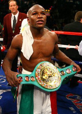 Floyd Mayweather - Floyd Mayweather on th eboxing ring