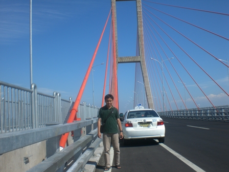 My Pic 2 - This is me at the longest bridge in Indonesia