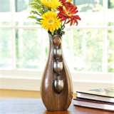 cagly2ud - I is a vase with beautiful flowers.