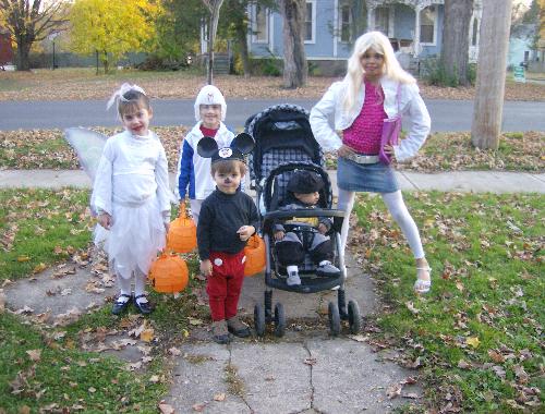 Kids Halloween 2008 - My kids dressed up for Halloween last year.