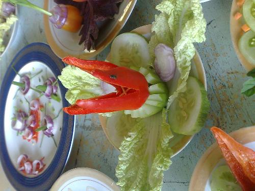 eating food - deliciouso