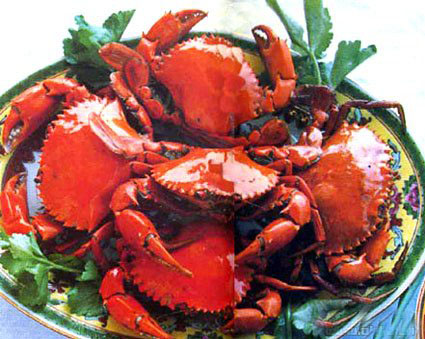 Crab - 'And Le Crab' produced in Wanning County and the town of Jolo, in order to crustaceans hard, full of meat and fat, said with the Wenchang Chicken, plus plot ducks, goats, tied for the East four dishes in Hainan. 'And the music Crab' a variety of cooking methods, steaming, boiling, frying, baking, have a distinctive, especially 'steamed' better, while maintaining the original flavor of the fresh, but also the beauty of form and color.