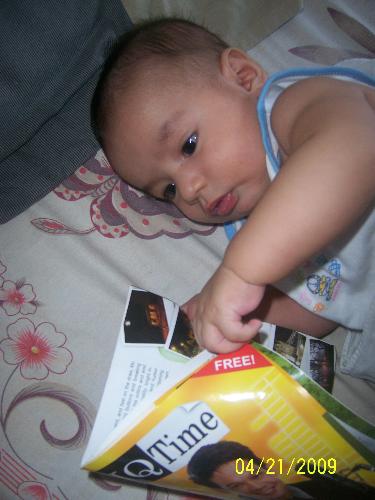 my baby reading - my 8 months old baby reading in action