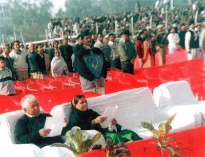 feel shame to select these kind of leaders - These two leaders are simply sitting when our national anthem playing.they are doing their own work.