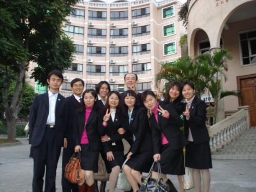 Shepherd worked as a teacher in Alcanta, Guangzhou - I worked as an English teacher at Alcanta Vocational School of Foreign Languages, Guangzhou. That was my first job after graduation.   The first boy from the left is me. I was the youngest teacher at Alcata then.   I miss my collegues and students a lot...