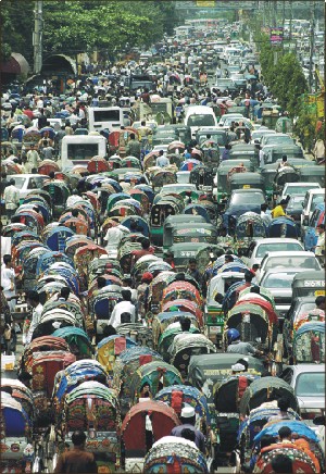 rickshaw - traffic jam by rickshaw