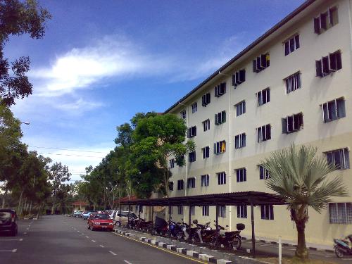 Sky - The picture of sky that i took in front of my block of hostel when i study in university (UTM, Malaysia). Very natural and beautiful color