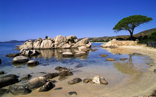 Exquisite view - Exquisite view of a seashore