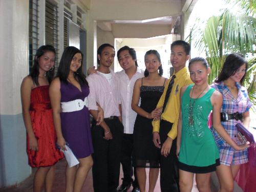 jk and friends - My jk in purple and her classmates and freinds during their hotel party in school