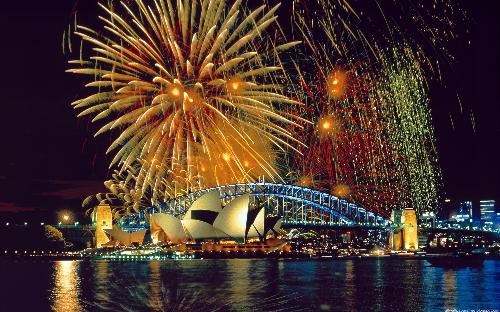 Fireworks - Wow! Very beautiful fireworks display. I wish I was there to see it live.
