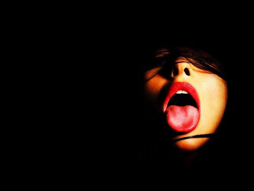 nice wallpaper - sexy girl ready to BLOW!
