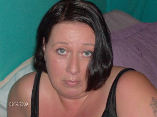 Here I am!  - This is me. I am happy. Inside. I hate the way I look. DONT LAUGH!!