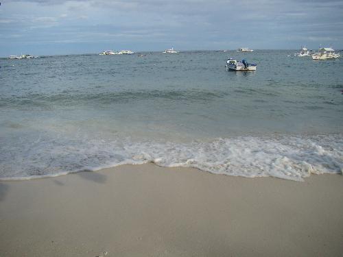 beach - Bohol is not only known for its famous landmark,the chocolate hills but also for its beautiful sandy beaches .