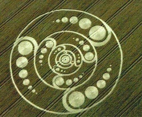 crop circles - crop circles man made or UFOs??