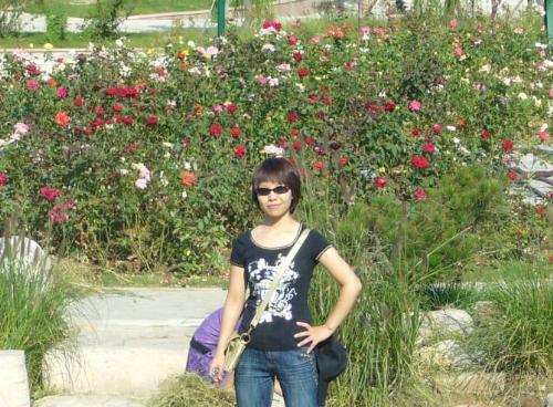 summer - under the shining sun, i am enjoy the summer.