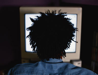 sit in front a computer - After sitting in front a computer for a long time, having a rest is a necessity.