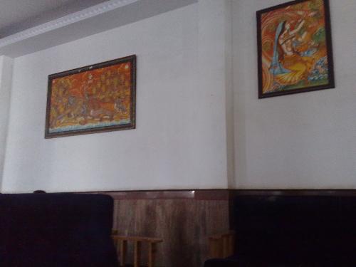 Kerala Bhavan, Navi Mumbai, India - This is the waiting room of Kerala Bhavan, a guest house come restaurant for local travellers, and Kerala's visiting ministers to Maharashtra. It is built by the Kerala state ministry within the Maharashtra state of India.