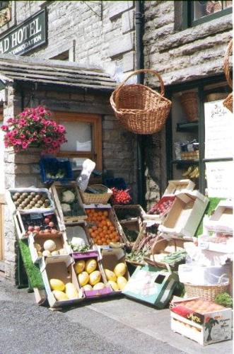 fruit and vegetable shop - The image of a fruit and vegetable shop