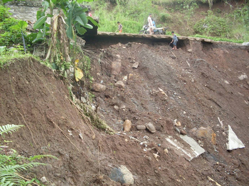 Landslides - Landslides in Ooty killed more than 42 people