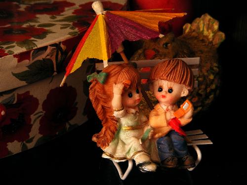 Another close-up photo - This is a toy from a pop-corn package! It's very funny!