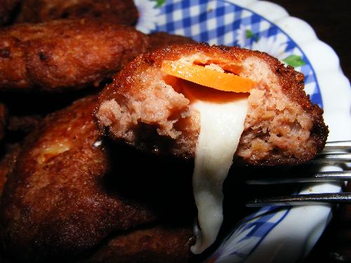 meat balls - Meat balls filled with cheese and carrots. It's also delicious!
