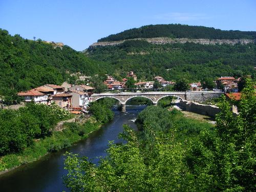 Veliko Tarnovo - The nature in Veliko Tarnovo is wonderful. It's full of highlands and sightseeing, that must be seen.