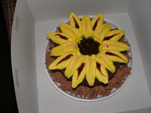 Birthday cake - The birthday cake for my girlfriend. It was very delicious.