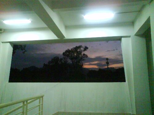 a picture? - You think it is a picture hanging on the wall?No, it is genuine scenery~