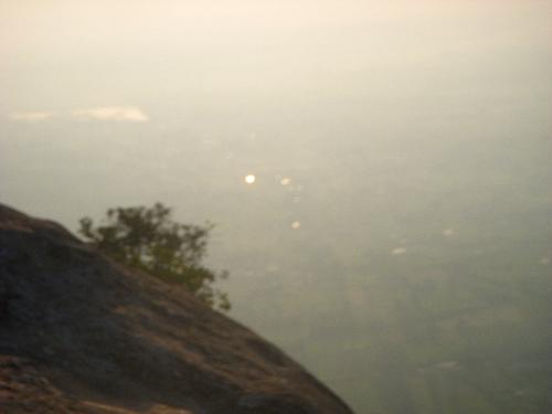 nature (sun rise from a hill) - hi friends, nature is so good that it provied so much of interseting things in it that it very diffecult to find them out... 'sun rise' is one among them