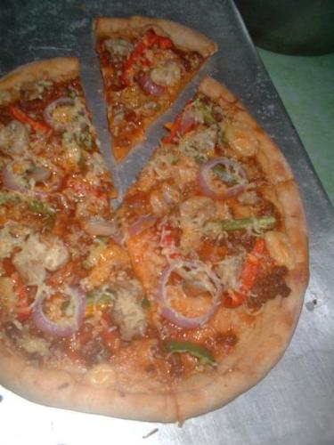 home made pizza - home made pizza prepared by me! (^_^)//
