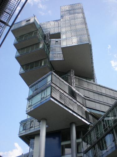 Building from the future - This building in Hannover has a very strange design. It was built in 1998.