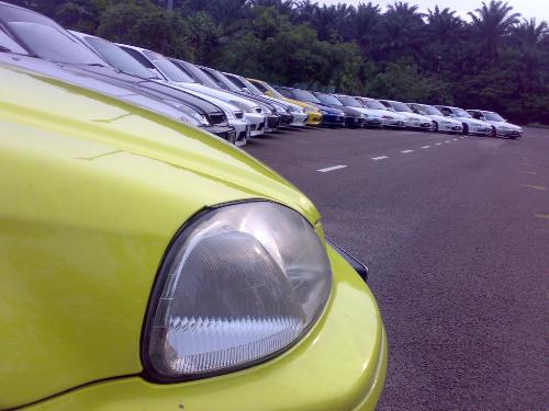 civics - Malaysian Honda Civic Club photosession.. only a few came to the session while others have more important task at that moment..