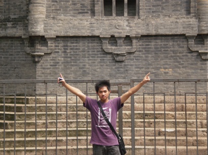 m - A diverting journey to Xihu. the amazing tower ,mountain......