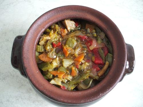 Gyuveche kavarma - The 'gyuveche kavarma' is very typical for south of Bulgaria.