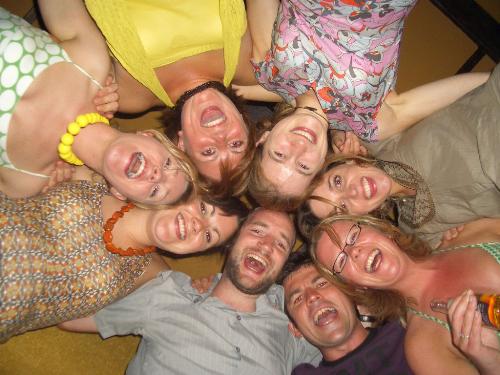 Happy friends - Happy together with your friends