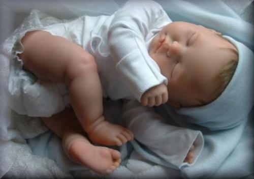 dreamer - dream comes only when you are in deep sleep