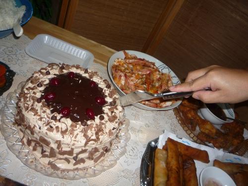 chocolate cake - its a very yummy chocolate cake freshly made by me