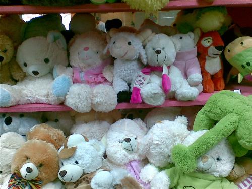 stuff toys! - so many bears..haha! wish I could have this when I was young...;(