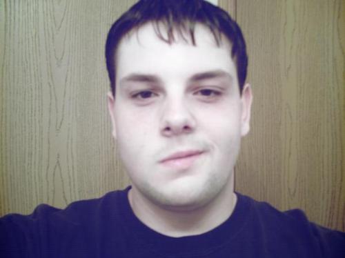 Picture of me - This is a picture of me a couple of years ago..... not too shabby aye? lol