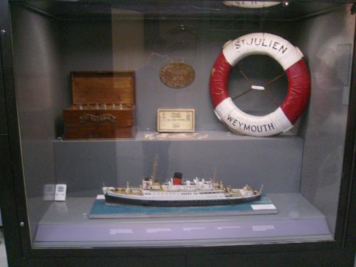 Scale model of a Cruise Ship - Well this was a splendid looking ship model, but i wandered myself what was it doing in a train Museum ?
