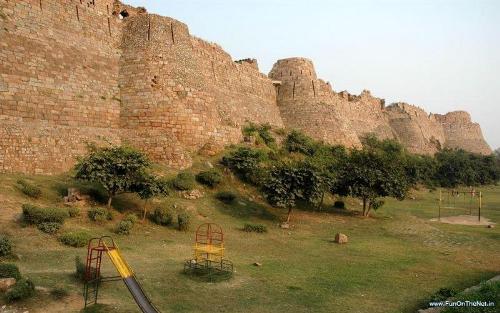 Tughlaqabad fort - This is Tughlaqabad fort in New Delhi