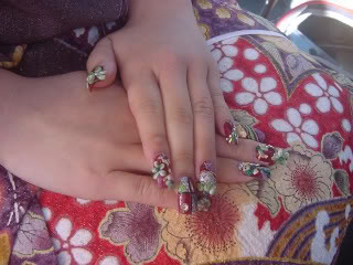 Nail arts! - I love getting nail arts and fake nails. Very beautiful.