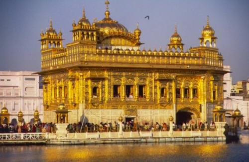 Golden Temple - This is the photo of Golden temple situated at Amritsar in Punjab province of India
