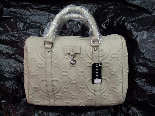 bags - i'm selling bags like this. I'm located in the philippines. you can send me message here