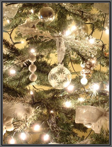 Crystal decoration - A lovely Christmas crystal decoration